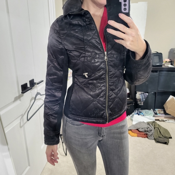 GUESS Fitted Light Puff Jacket - Picture 1 of 2